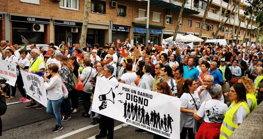Manifestació_img_jsancho_20191005-183748_imagenes_lv_terceros_foto_besos2-058-klMG-U47820798910laC-992x558@LaVanguardia-Web